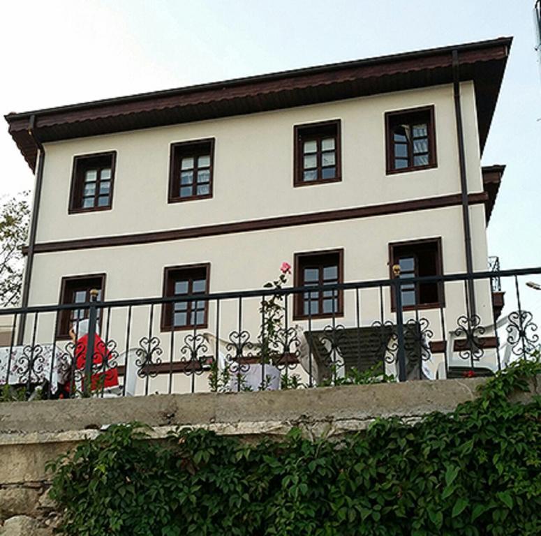 Faik Bey Konagi Bed and Breakfast Golyazi Esterno foto